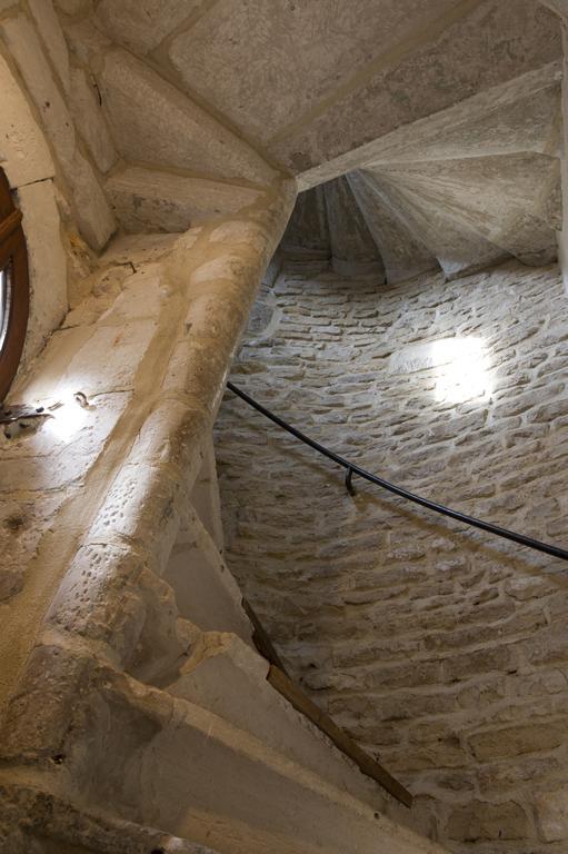 Hotel Restaurant Des Remparts Chaumont  Exterior foto